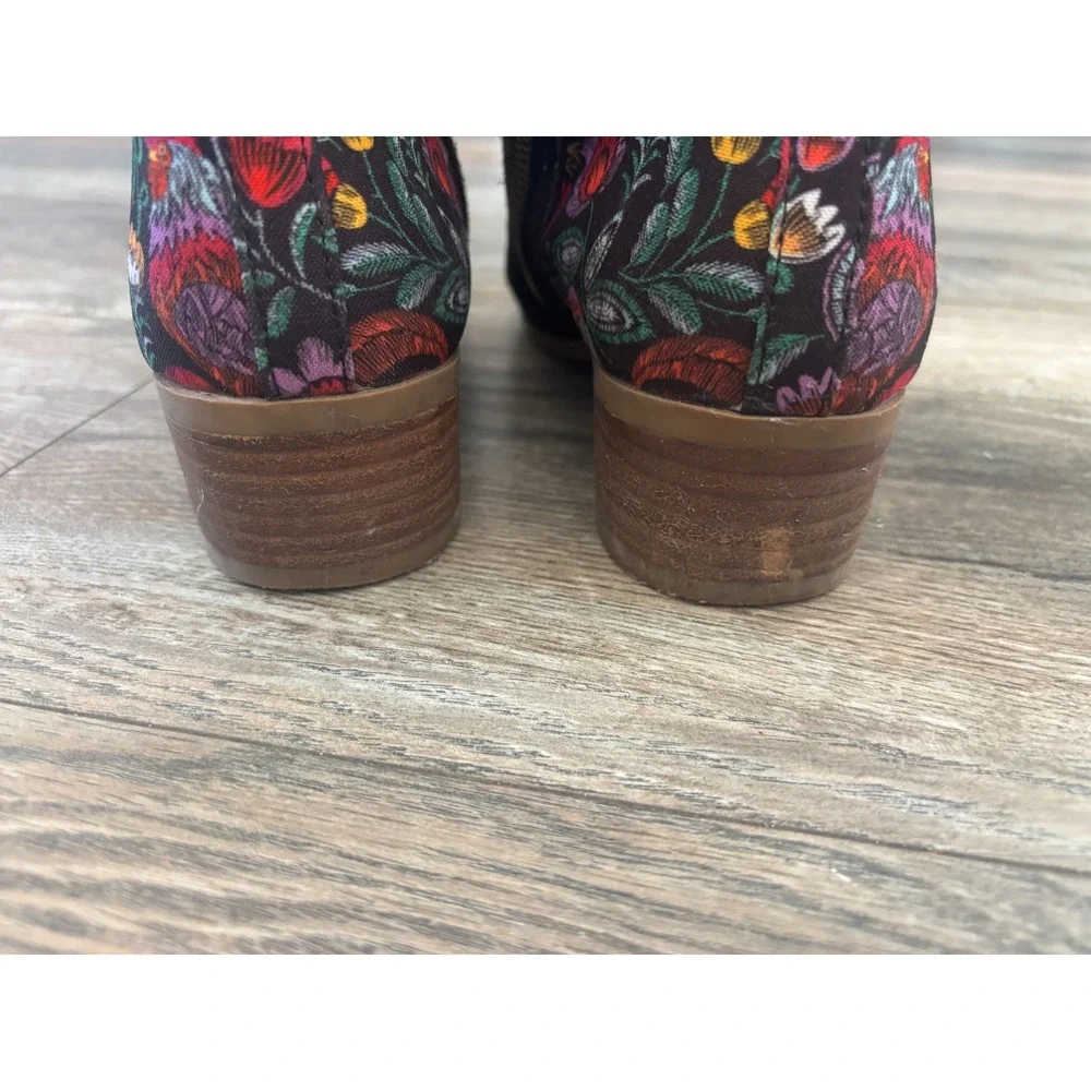Inkkas Rooster Bootie 8 Black Suede Floral Embroidery Boho Festival Cottagecore